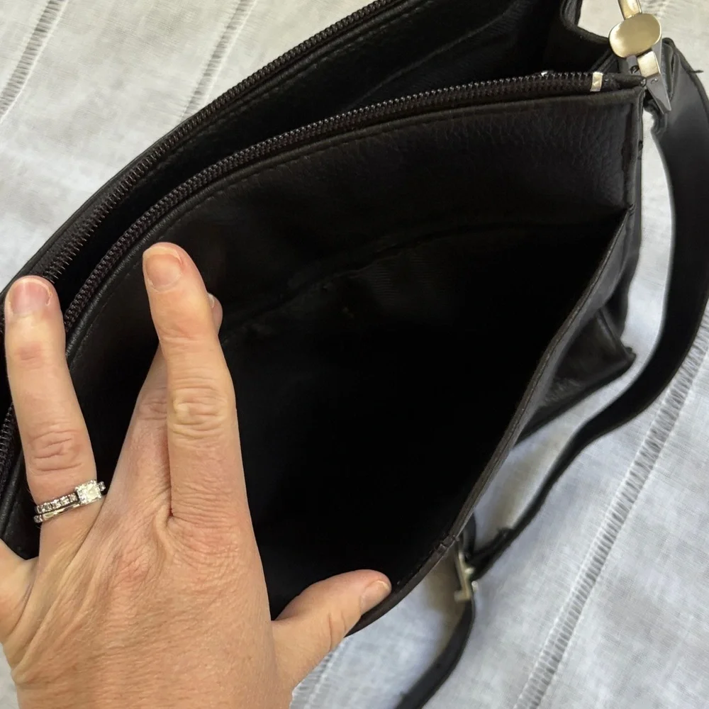 St. John's Bay Black Leather Messenger Bag